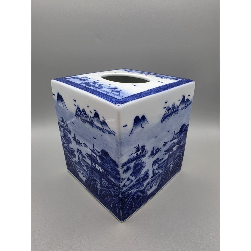Vintage Blue Willow Porcelain Tissue Box Cover Asian Theme
